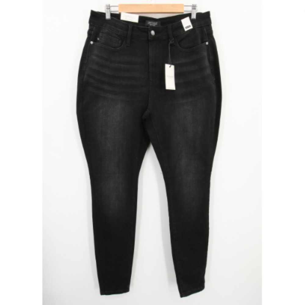 Judy Blue Jeans Size 16W Black High Waist Skinny Fit Curvy High Rise Isabella